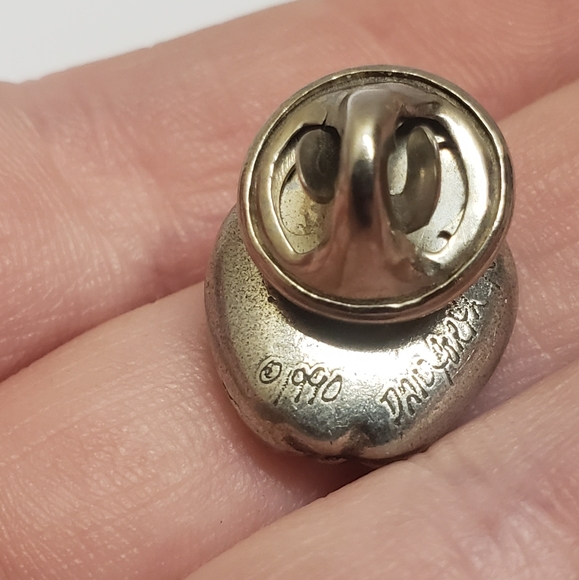 Vintage 1990 Danforth Pewter Apple Pin - Picture 9 of 9